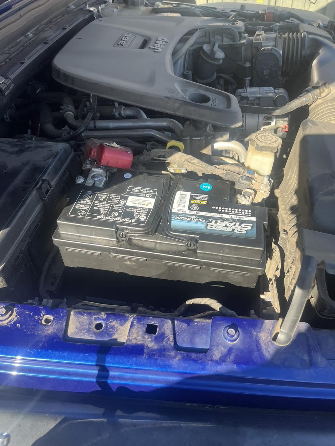 Mobile car battery replacement and installation