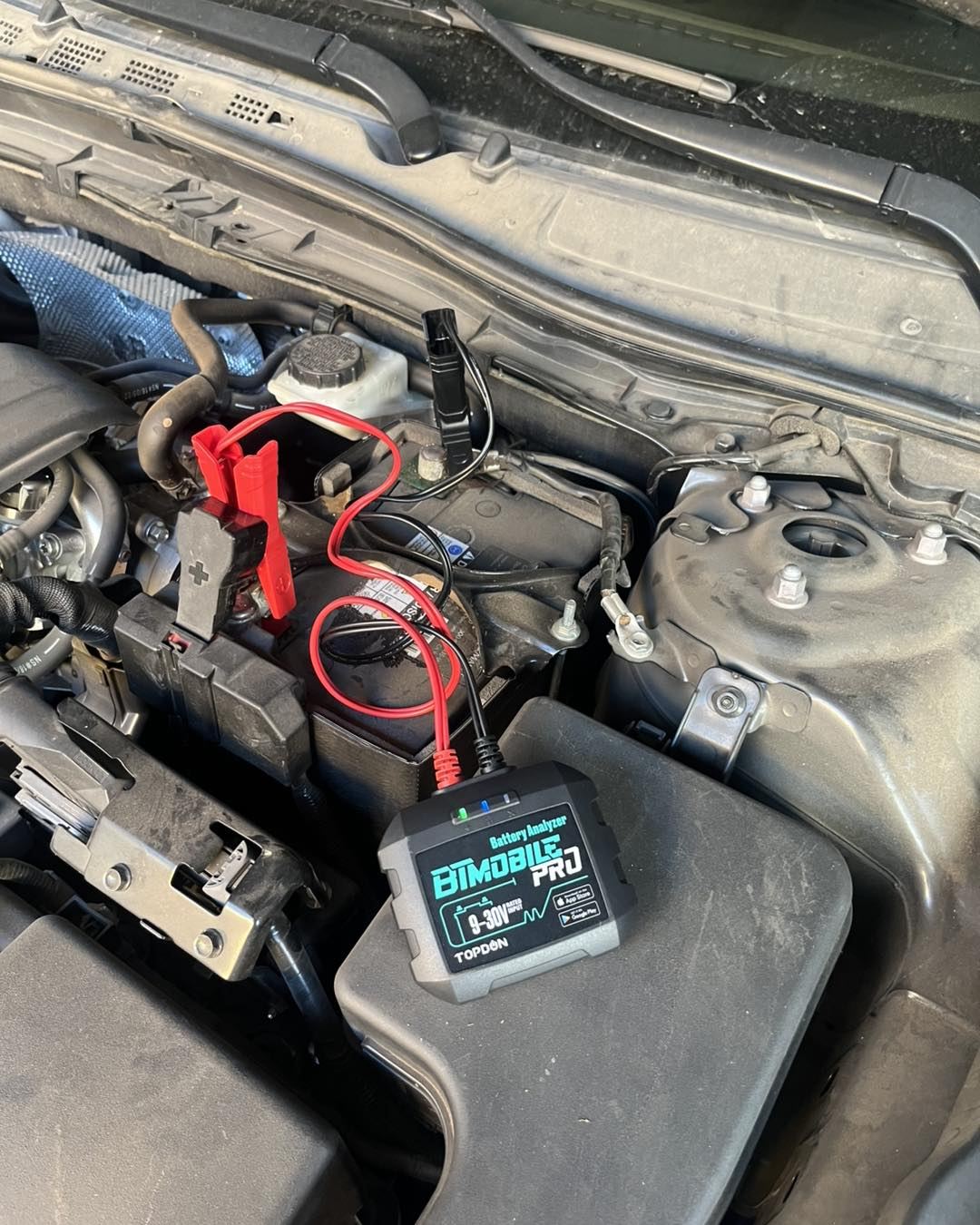 Battery testing on a vehicle in Mesa