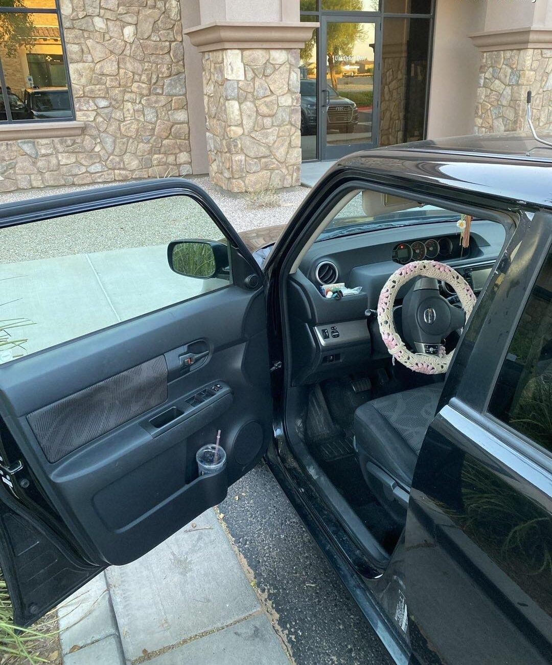 Vehicle lockout service in Florence Arizona