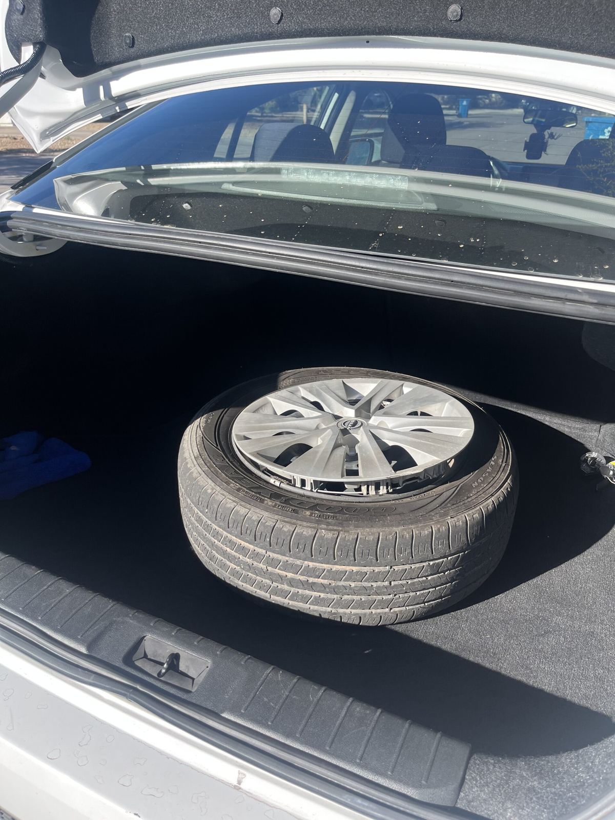 Spare tire installation service